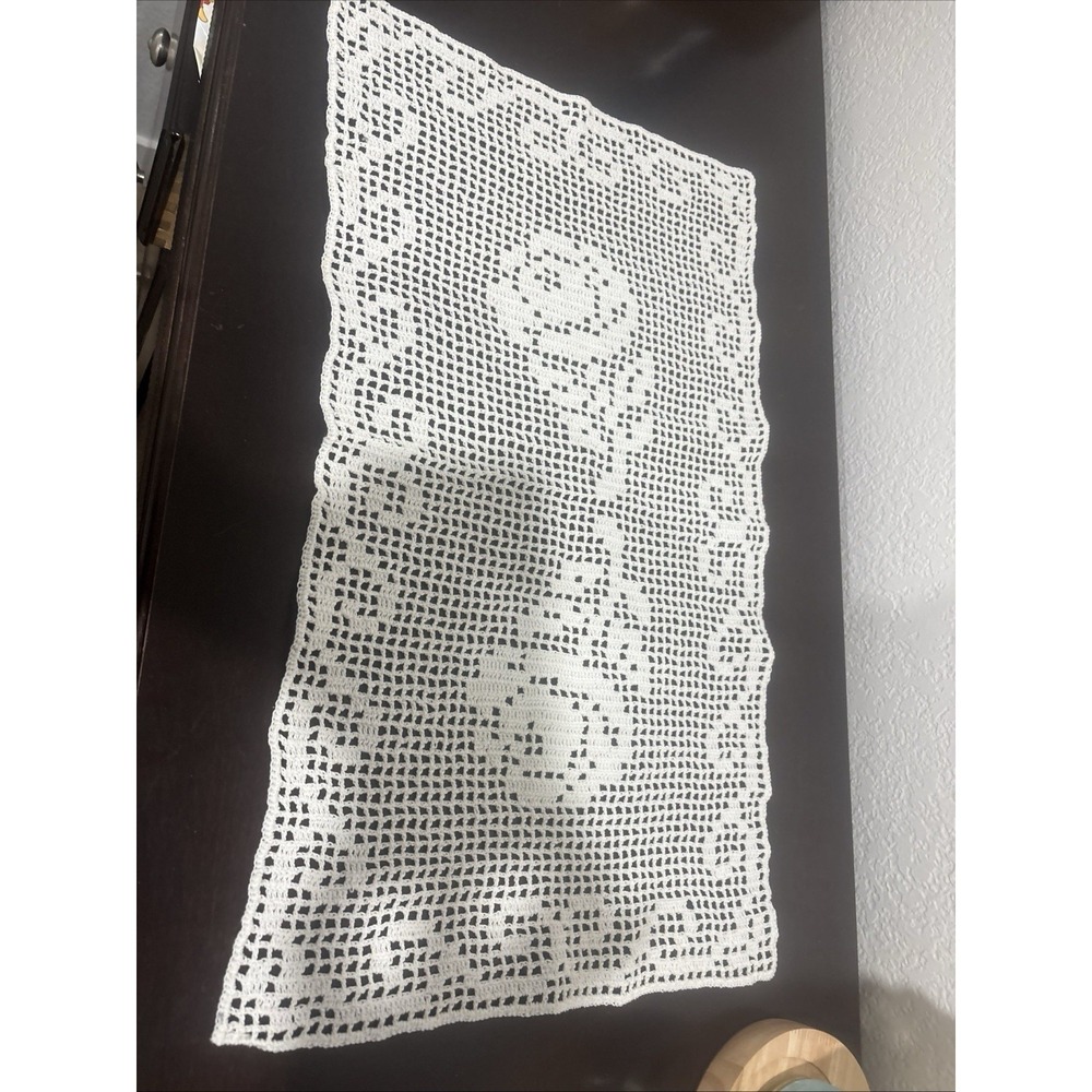Vintage Doily-Handmade Crochet-2 Rose 24x14